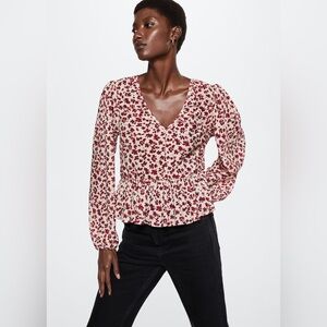 NWT MANGO PRINTED PLEATED V neck floral  BLOUSE
